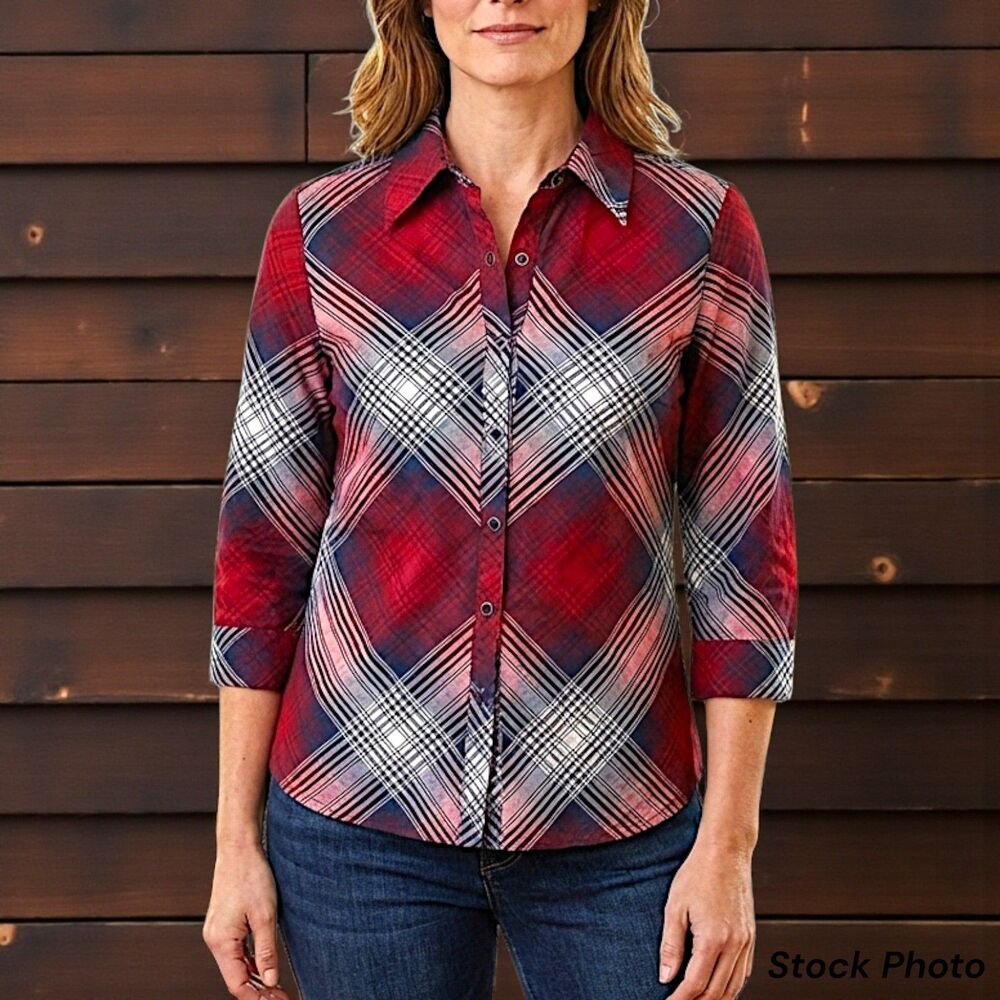 Latin Quarters Red, White, and Blue Plaid 3/4 Sleeve Shirt
